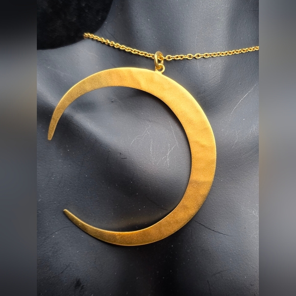 RARE-RLM Studio Hammered Brass Moon Pendant 18" Necklace & Matching Earrings Set - Picture 13 of 16